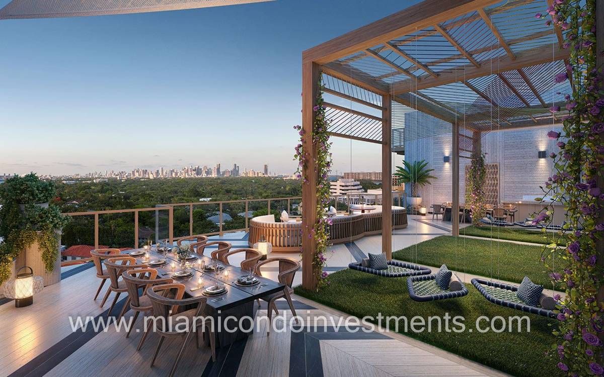 The Lincoln Coconut Grove